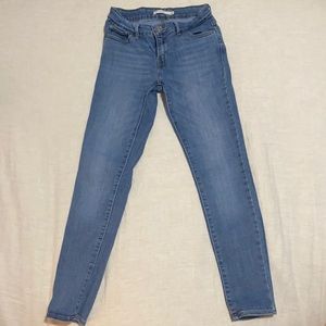 Levi’s 711 skinny denim jeans